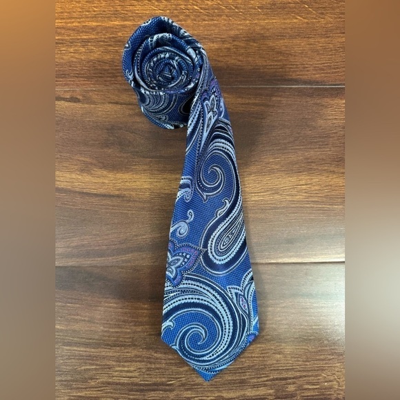 Like New NORDSTROM Men’s Shop 100% Silk Blue Paisley Design Necktie - Picture 1 of 7